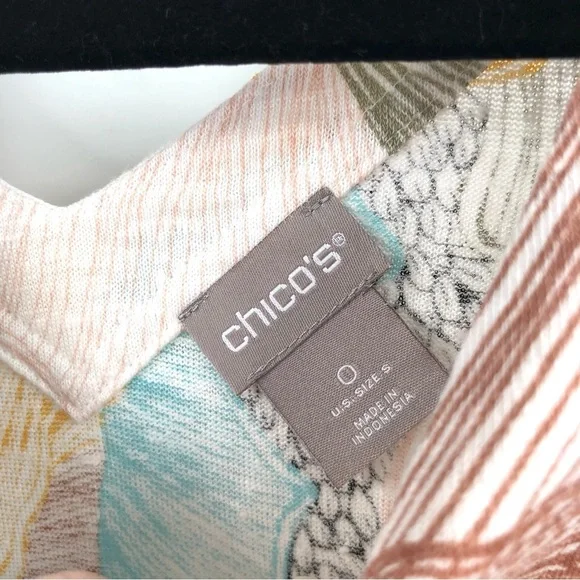 CHICO'S 100% Linen Top Double V Short Sleeve Leaf Floral Abstract 0 S Blouse - Picture 3 of 7